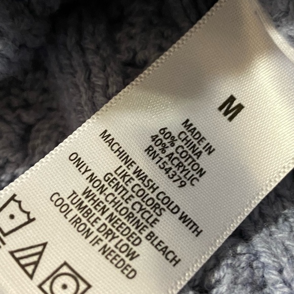 Aeropostale Cropped Cable Knit Sweater Blue M Slouchy Preppy Y2K Style Academia - Picture 8 of 8